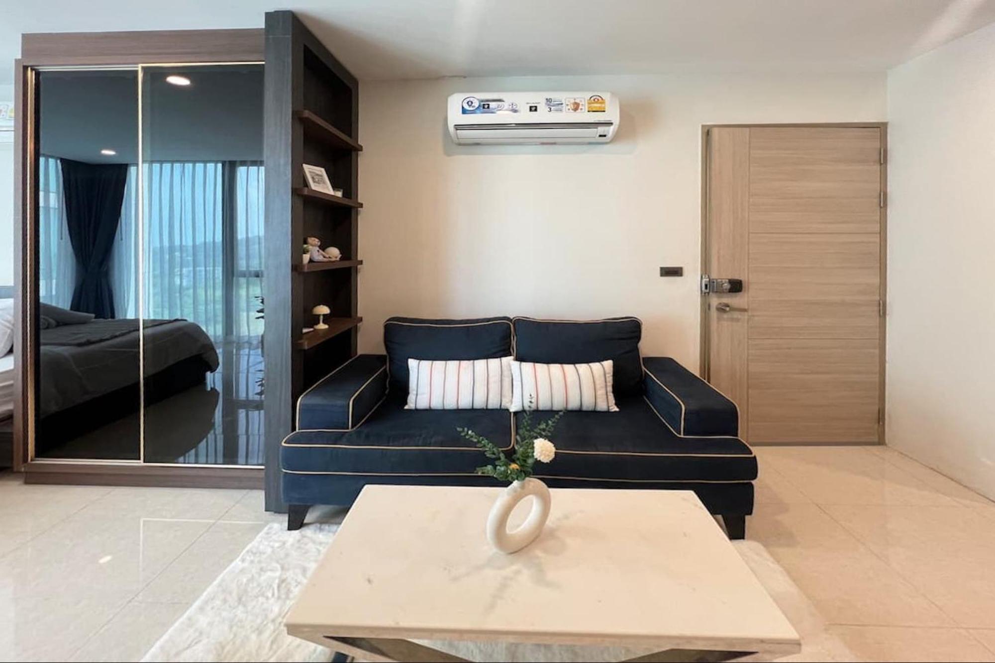 Vv B402, Close To Patong's Nightlife, & Apartment Patong